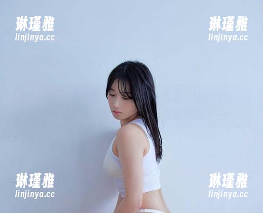 “LEEHEEEXPRESS–LEBE”合集，Myung Ah手里的每张图片都在捉弄我的想法！